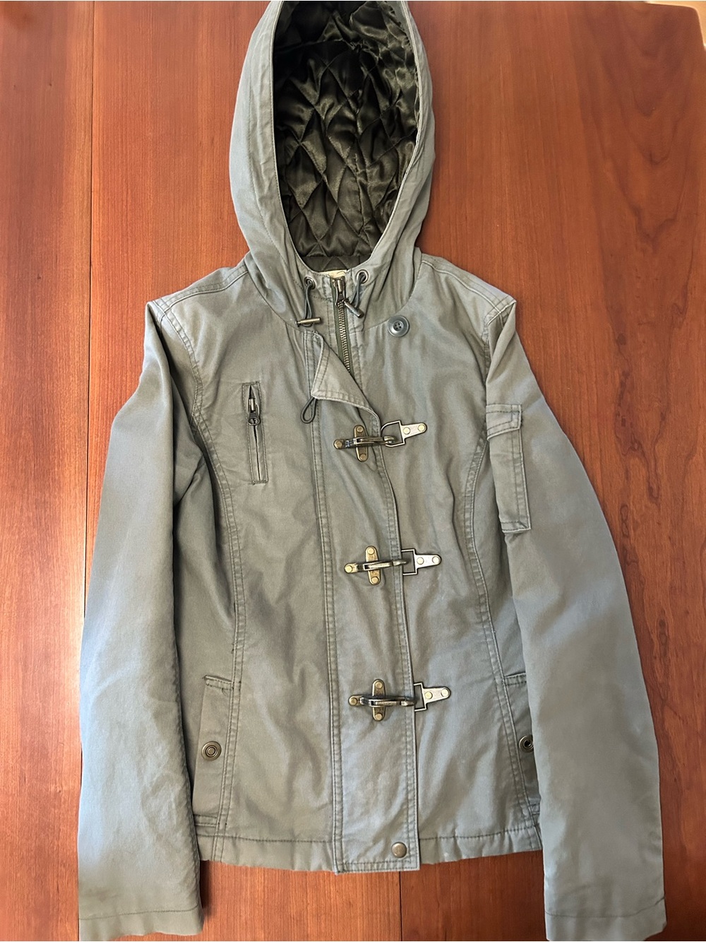 Old Navy Quilt-Lined Hooded Jacket in Sage Green